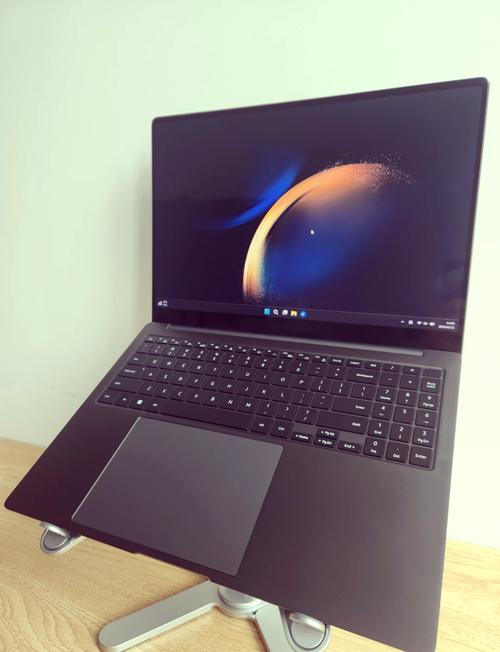 三星Galaxy Book6 Pro - 高性能轻薄笔记本_百科资料-4