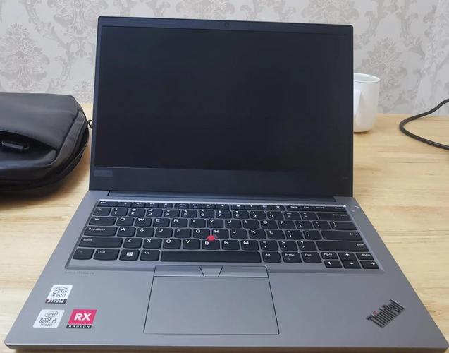 IBM ThinkPad 310 - 经典商务笔记本_资料手册-2 IBM ThinkPad 310 - 经典商务笔记本_资料手册-2