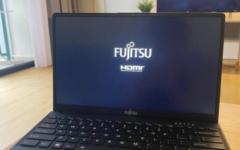 富士通 LifeBook UH-X – 超轻碳纤维笔记本_资料手册