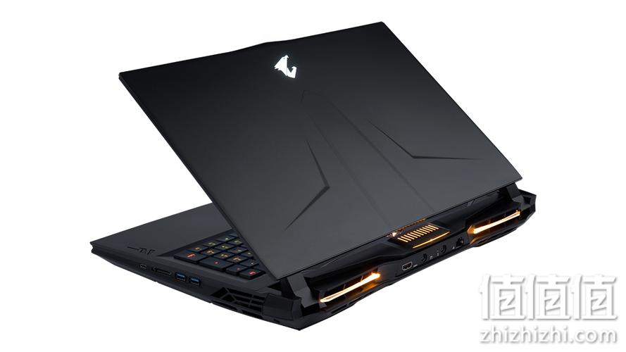 技嘉 AORUS 17X - 电竞高性能游戏本_资料手册-5 技嘉 AORUS 17X - 电竞高性能游戏本_资料手册-5