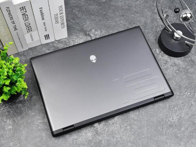 外星人 Alienware m16 - 高性能游戏本_资料手册-3