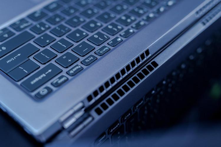 宏碁 Acer Book RS - 轻薄商务笔记本_资料手册-4