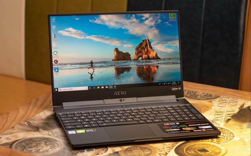 技嘉 AERO 15 OLED (第11代) - 4K OLED设计师笔记本_资料手册-4