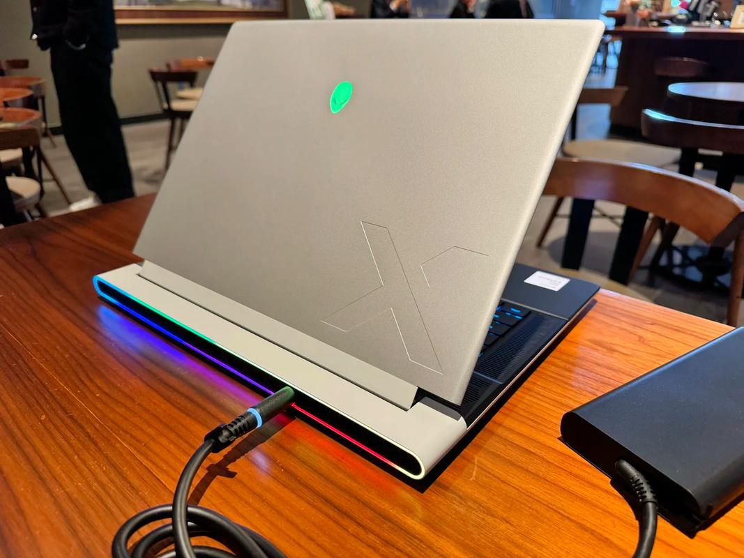 外星人 Alienware x16 R2 - 高性能游戏笔记本_资料库-4