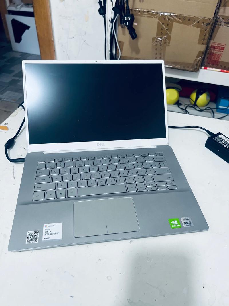 戴尔 灵越 14 5000(5490) - 全面屏轻薄本_资料库-4