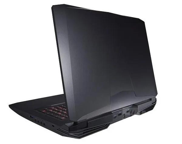 蓝天 X170KM - i7处理器游戏本_百科资料-4