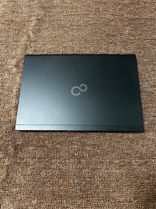 富士通 LifeBook U9310 - 轻薄商务笔记本_资料手册-3 富士通 LifeBook U9310 - 轻薄商务笔记本_资料手册-3