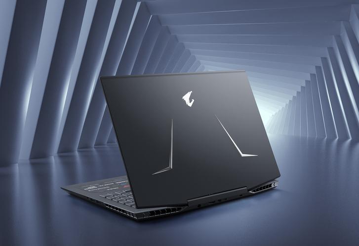 技嘉 AORUS 15 XE5 - 高性能电竞游戏本_资料手册-2 技嘉 AORUS 15 XE5 - 高性能电竞游戏本_资料手册-2