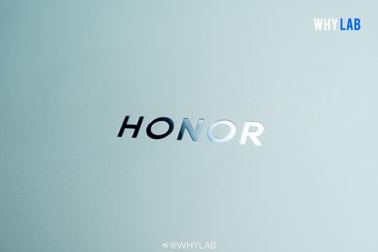 荣耀（HONOR）MagicBook X 14 Plus 2024 - 高性能轻薄本_百科资料-4