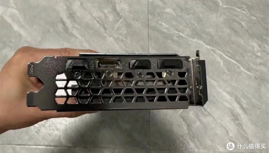 技嘉 GIGABYTE G5 - 高刷游戏本_百科资料-4