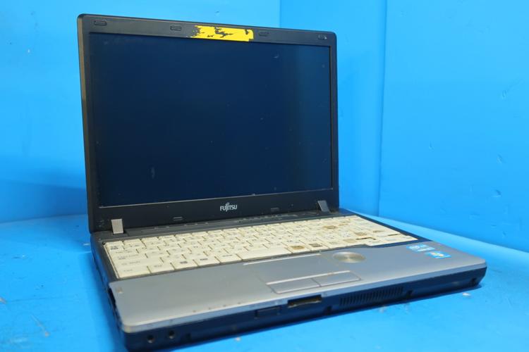 富士通 LifeBook P772 - 轻薄商务笔记本_百科资料-5
