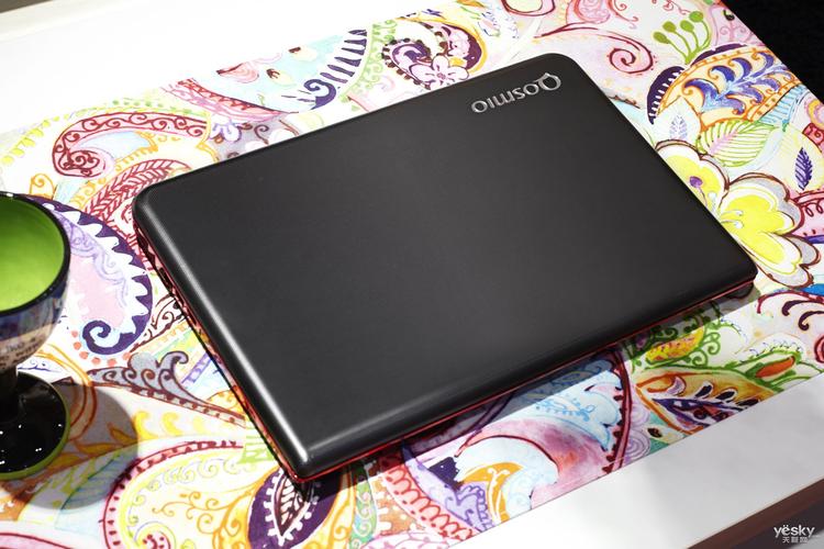 东芝（Toshiba）Qosmio X70 - 高性能游戏本_资料手册-2