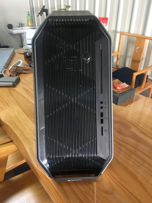 外星人 Alienware Area-51 R2 - 高性能游戏台式机_百科资料-1