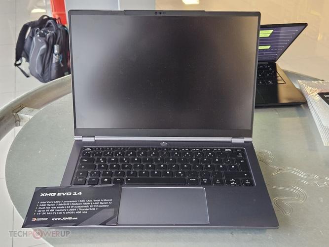Schenker XMG Neo 16 - 高性能游戏本_百科资料-3 Schenker XMG Neo 16 - 高性能游戏本_百科资料-3