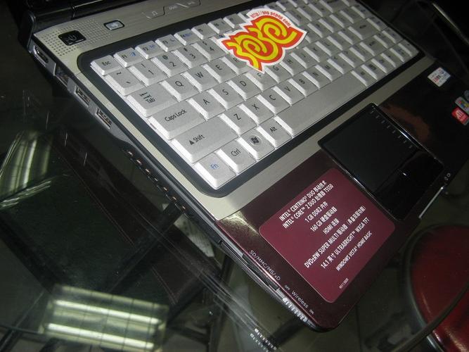 Gateway T-6827C - 14英寸商务笔记本_百科资料-1