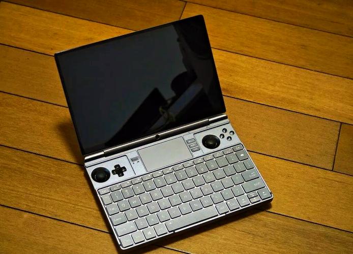 GPD WIN Max 2 - 便携游戏本_资料库-4