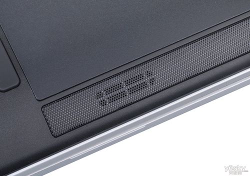 联想（Lenovo）ThinkPad Edge E30 - 轻薄商务笔记本_百科资料-2