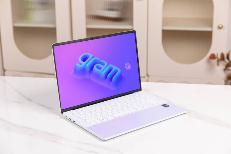 LG gram Style – 超轻薄笔记本_资料手册