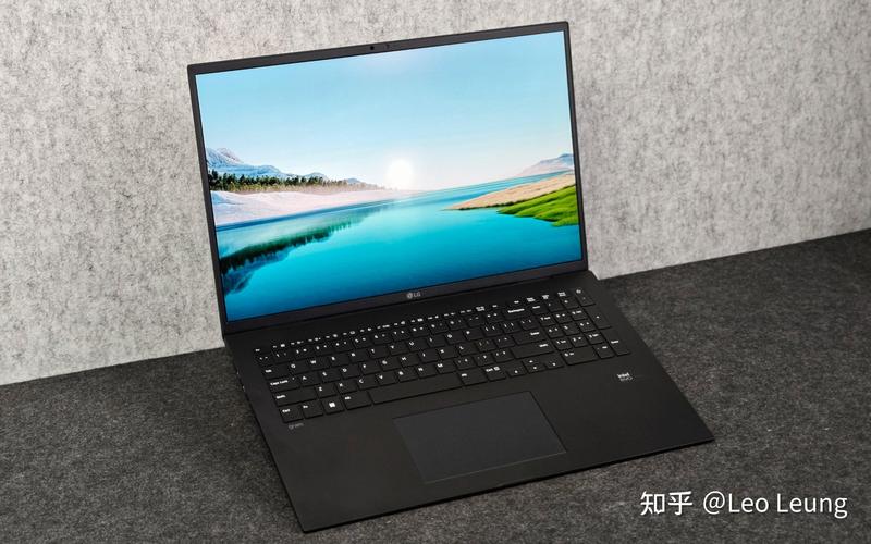 LG gram 14 2024 - 超轻薄商务笔记本_资料库-3