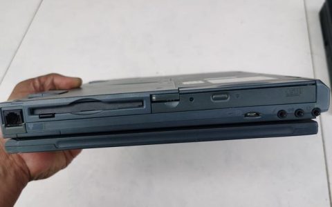 富士通（Fujitsu）LifeBook P8020 – 轻薄便携商务本_百科资料