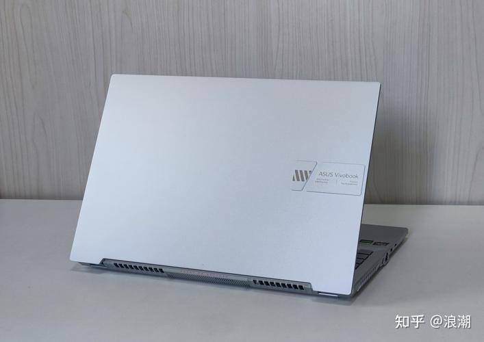 华硕 无畏Pro 15 2022 锐龙版 - 高性能轻薄笔记本_百科资料-2
