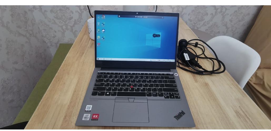 IBM ThinkPad 310 - 经典商务笔记本_资料手册-1 IBM ThinkPad 310 - 经典商务笔记本_资料手册-1