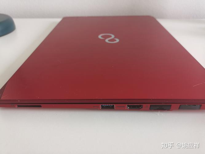 富士通 LifeBook U904 - 轻薄商务笔记本_资料手册-5 富士通 LifeBook U904 - 轻薄商务笔记本_资料手册-5