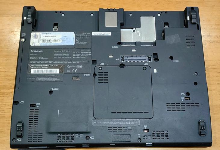 联想（Lenovo）ThinkPad X201t – 旋转触控商务本_资料手册