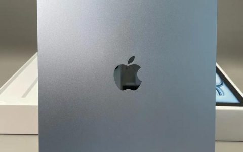 苹果新MacBook Air 11寸系列 – 轻薄便携笔记本_百科资料