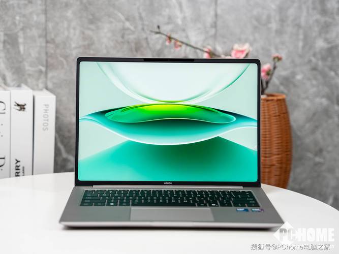 荣耀（HONOR）MagicBook Pro 14 2026 - 高性能轻薄本_百科资料-3