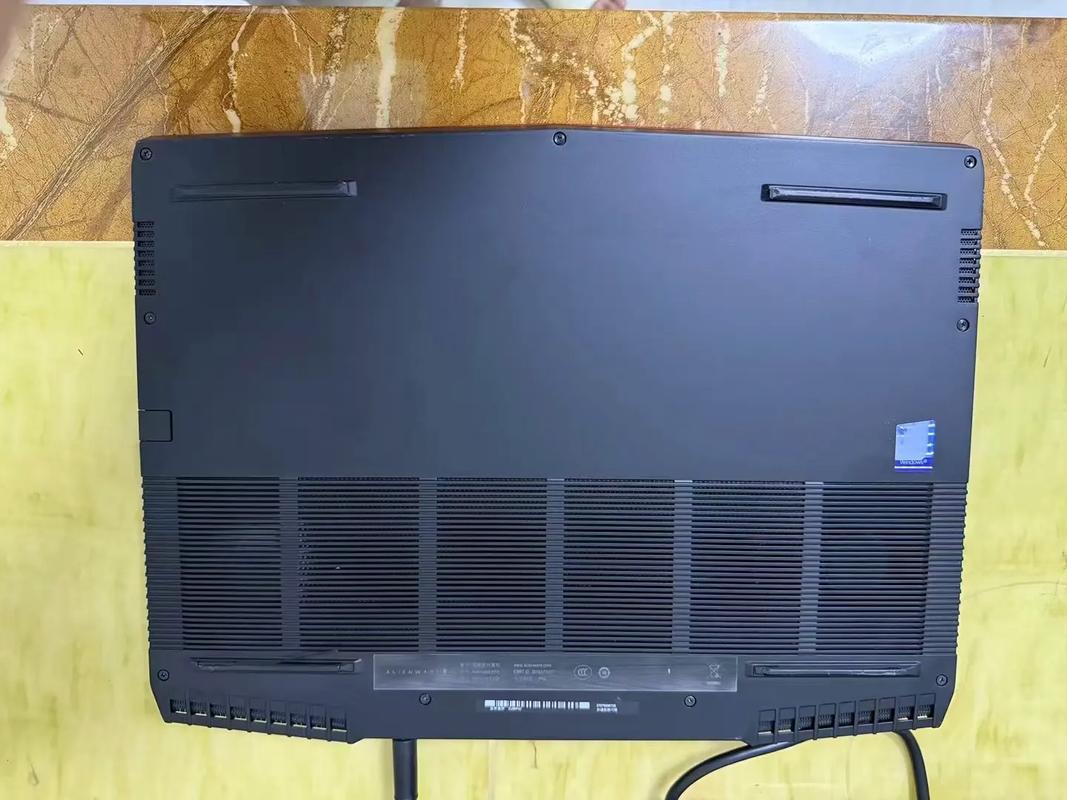 外星人 Alienware m15 R4 - 高性能游戏本_资料手册-5