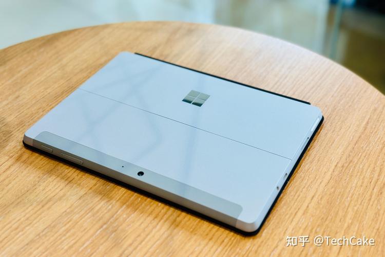 微软(Microsoft)Surface Go 3 - 便携二合一平板_资料大全-3 微软(Microsoft)Surface Go 3 - 便携二合一平板_资料大全-3