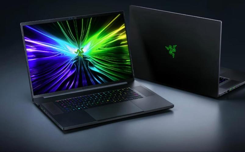 雷蛇（Razer）灵刃18 2025 - 高性能游戏本_资料大全-3