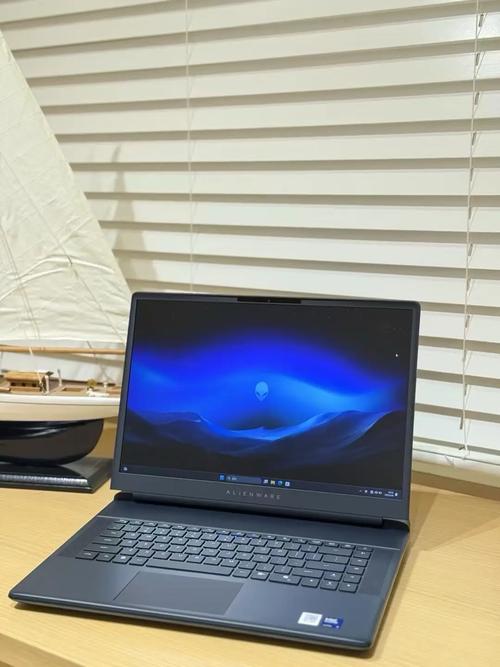外星人 Alienware 16 Area-51（AA16250） – 高性能游戏本_资料手册